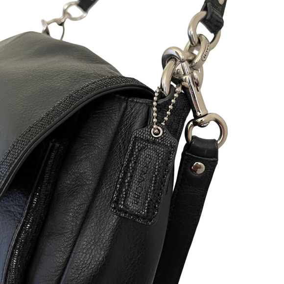 COACH Vintage Taylor Leather Flap Bag in Black strap included 12L x 4.5W x 9H - Picture 9 of 14